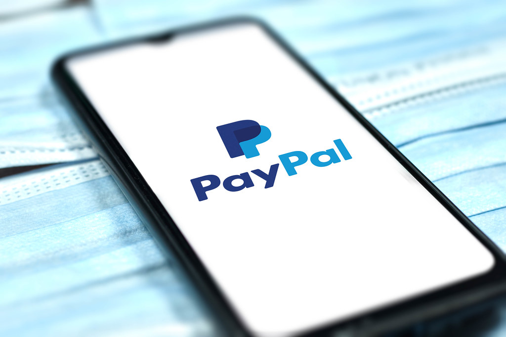 PayPal e OpenAI siglano un nuovo accordo: l’AI impara a fare shopping PayPal e OpenAI siglano un nuovo accordo: l’AI impara a fare shopping