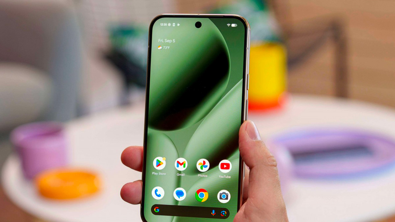 Google Pixel 10 Pro XL ha un display migliore di Samsung Galaxy S25 Ultra