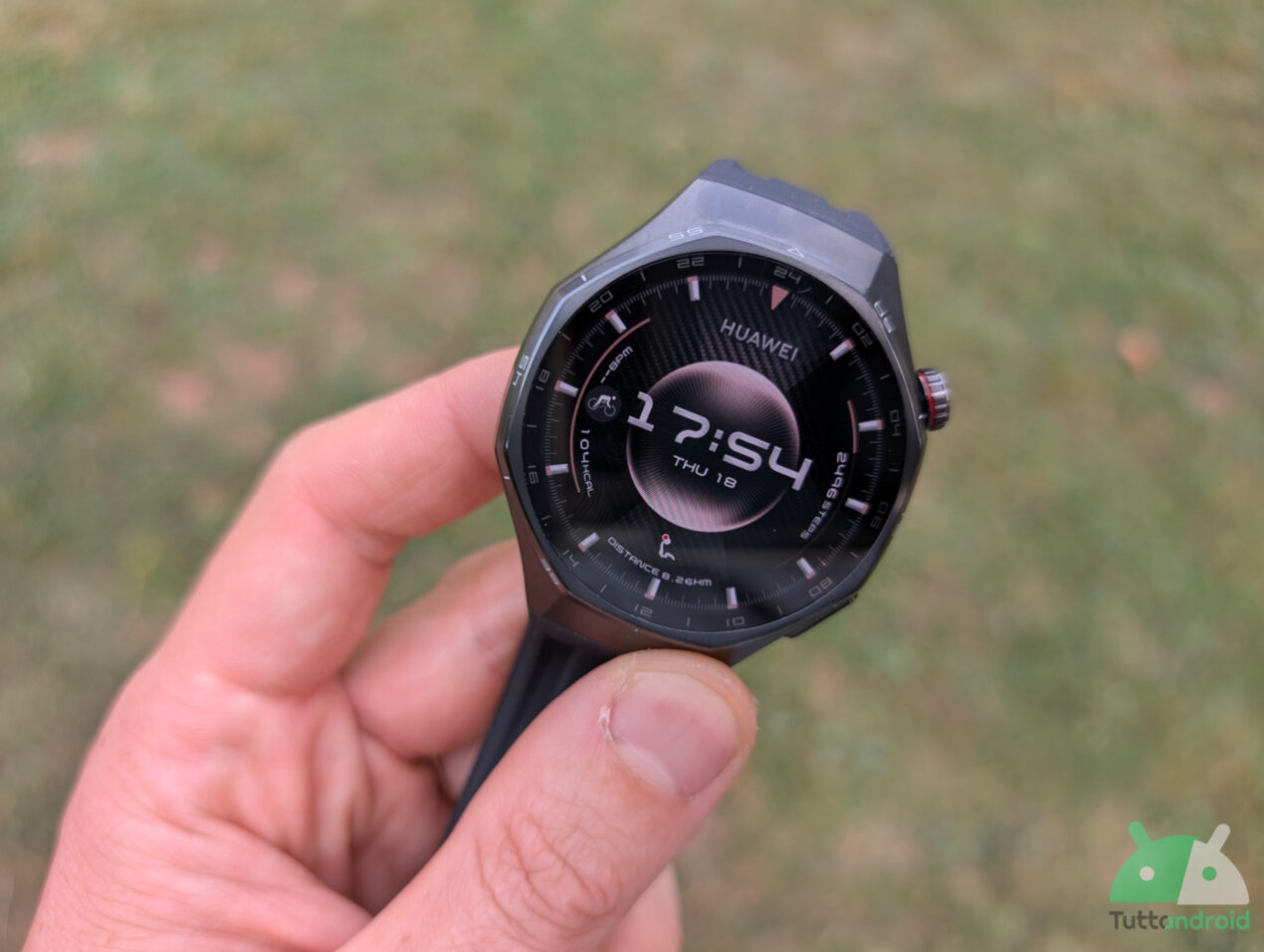 HUAWEI WATCH GT 6 46mm al minimo storico su Amazon: autonomia da record e oltre 100 sport a soli 179€