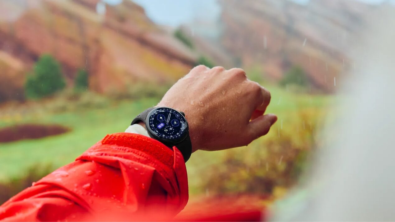 Pixel Watch 4 porta l’SOS satellitare al polso: ecco come è stato possibile