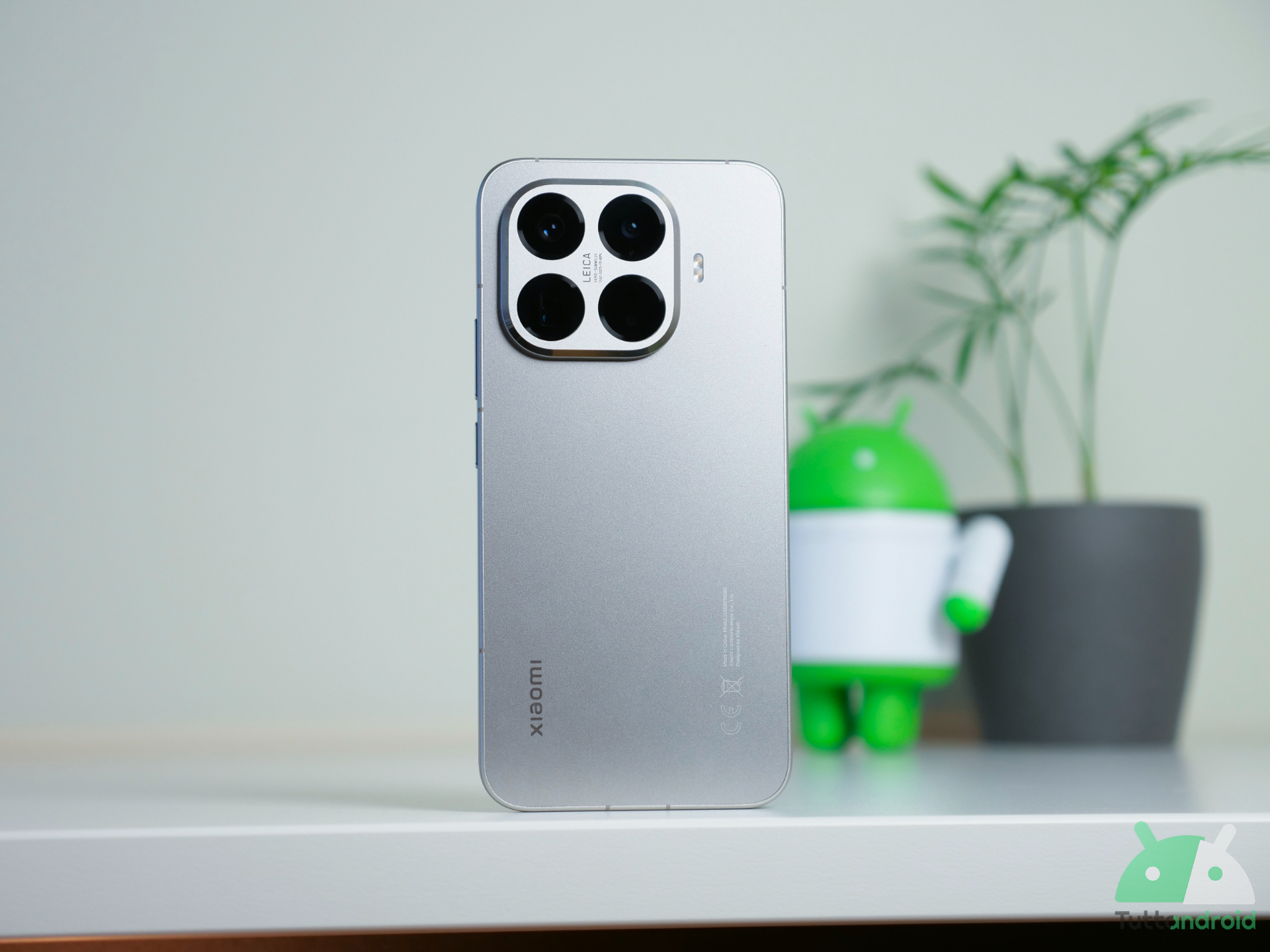 recensione xiaomi 15t pro specifiche al top camere leica tele 5x e hyperos 3 in arrivo