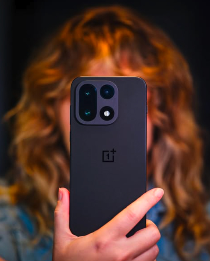 OnePlus 15 Black