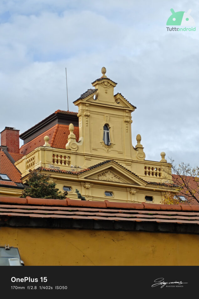 OnePlus 15 scatti fotografici
