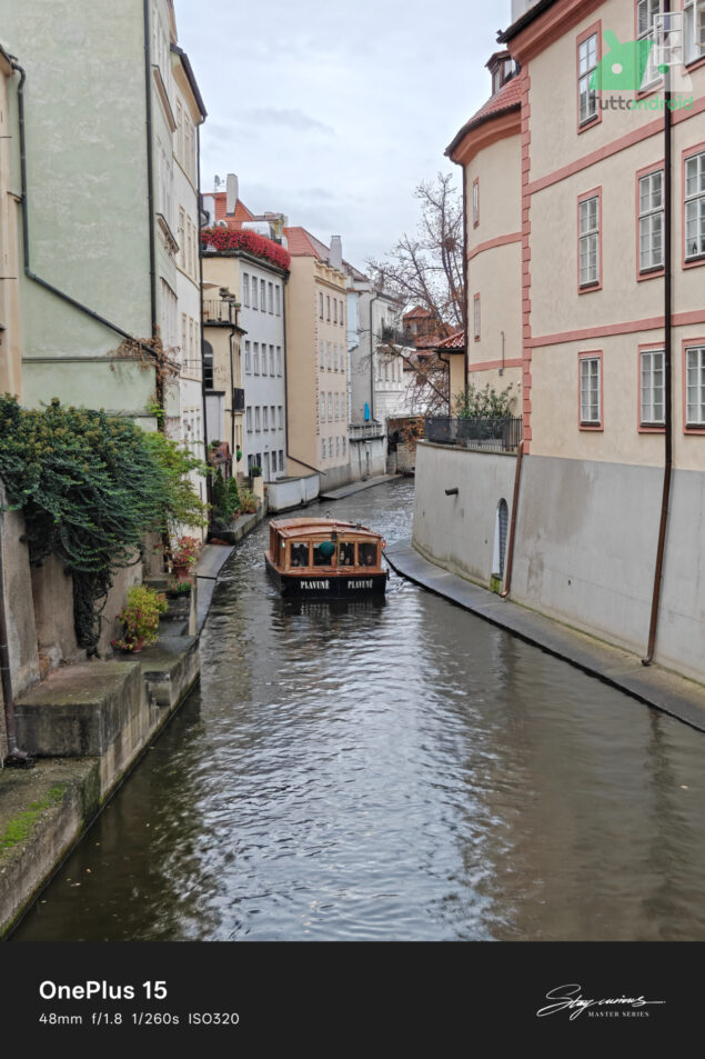 OnePlus 15 scatti fotografici