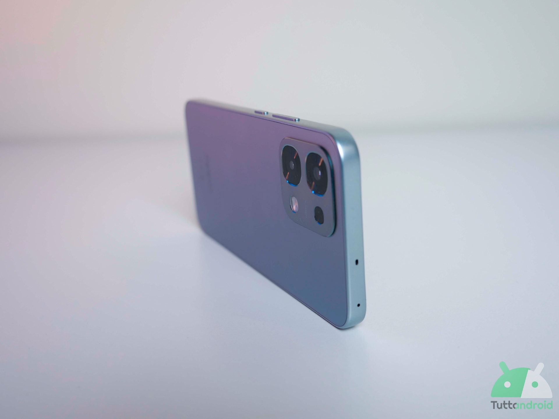 OPPO A6 Pro 5G
