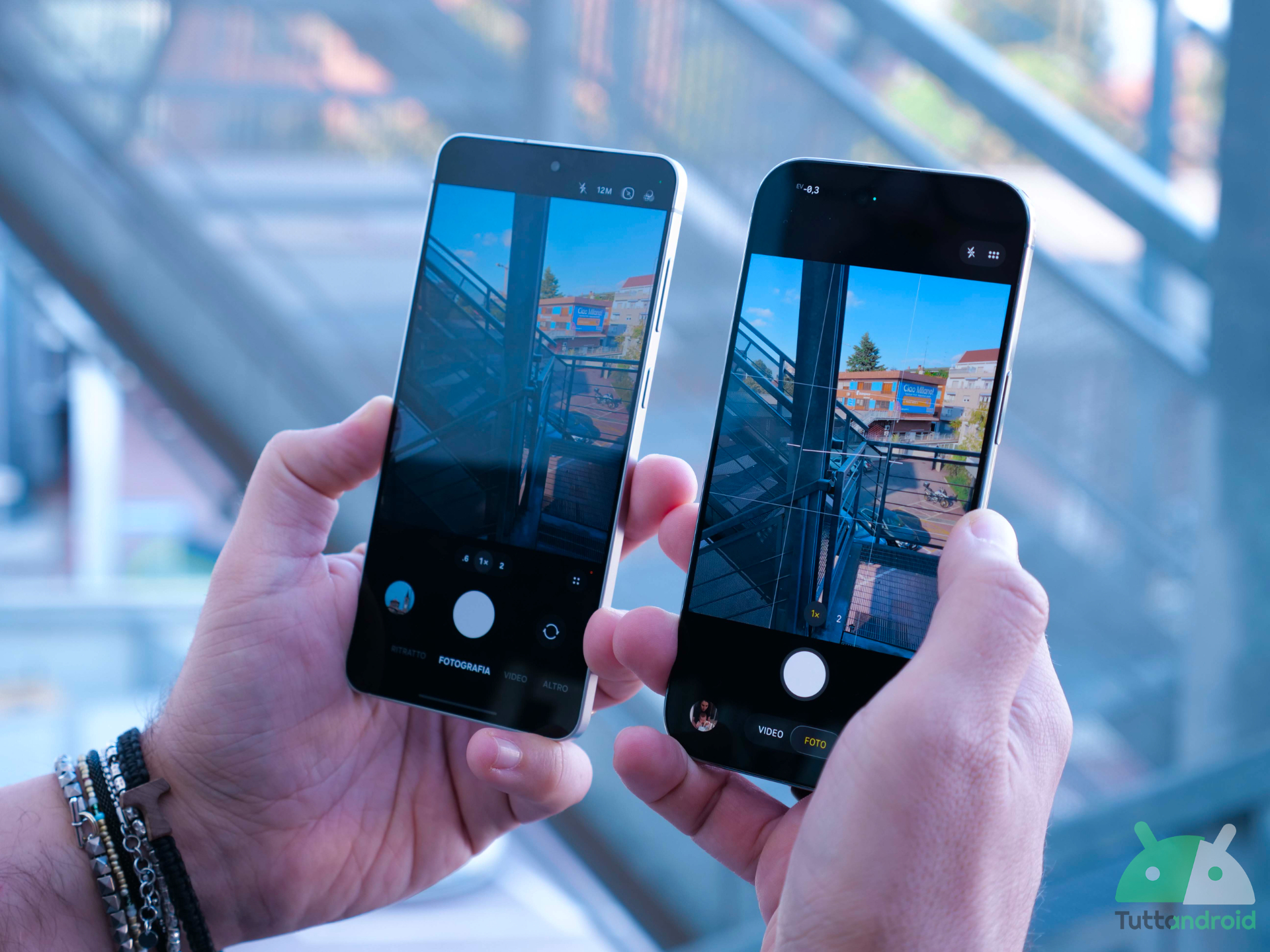 Galaxy S25 Edge contro iPhone Air