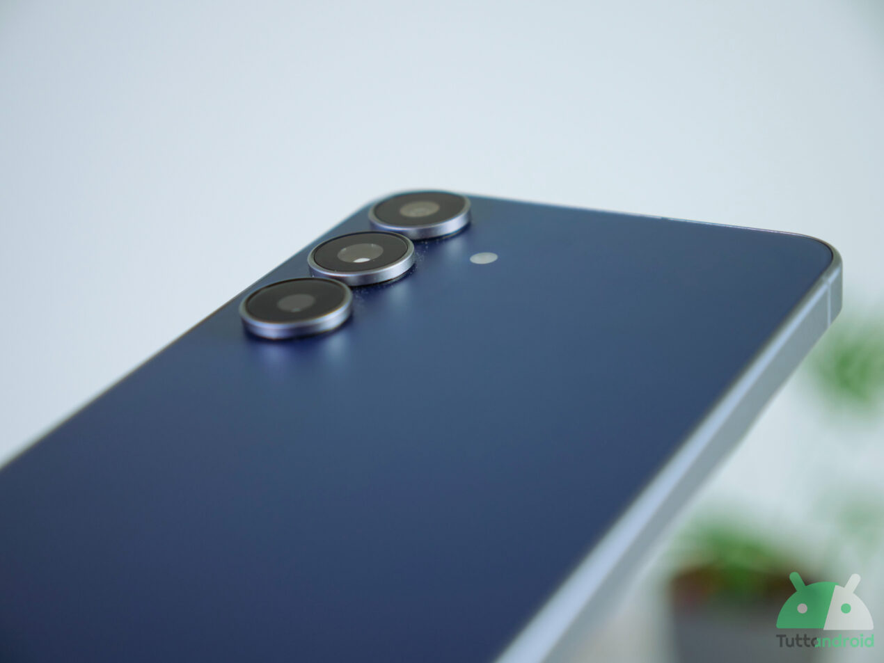 Miglior prezzo Samsung Galaxy S25 FE: nuovo minimo storico su Amazon sulla versione 256GB