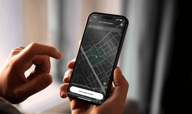revolut lancia in italia la modalit224 in giro per contrastare furti e rapine come funziona