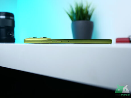 Resistenza militare e display P-OLED: Motorola Moto G86 5G è l’affare del giorno su Amazon