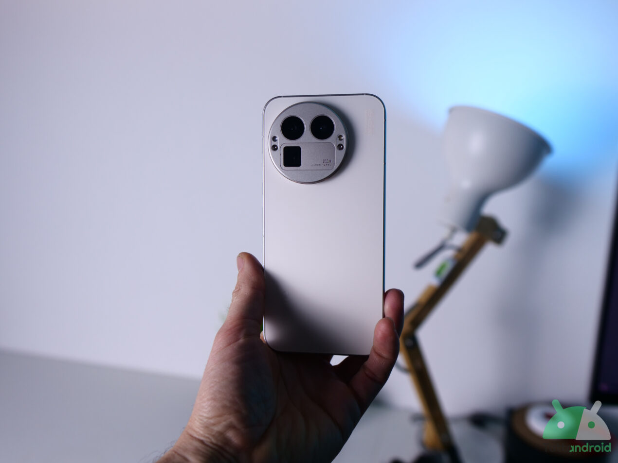 Realme GT 8 Pro al minimo storico: il mostro con batteria da 7000 mAh crolla a 671€