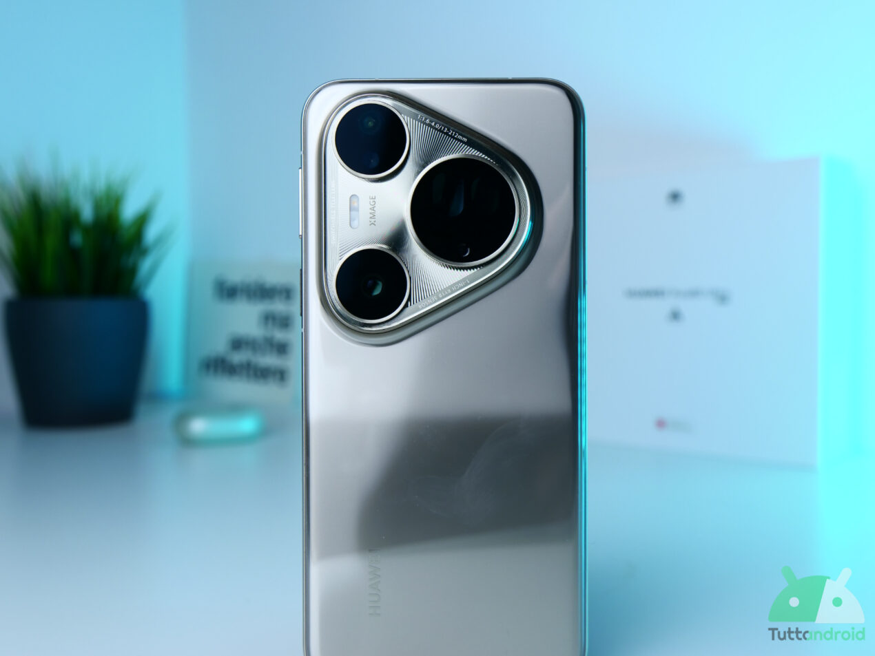 Huawei Pura 90 Pro potrebbe portare la tecnologia LOFIC sulle fotocamere zoom
