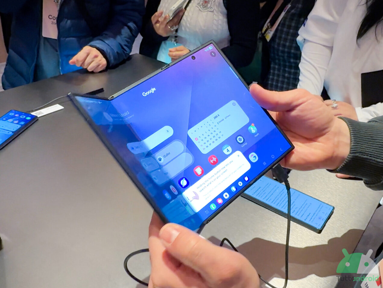 Subito novità per Samsung Galaxy Z TriFold, ma anche per Xiaomi 17 Ultra e HyperOS 3