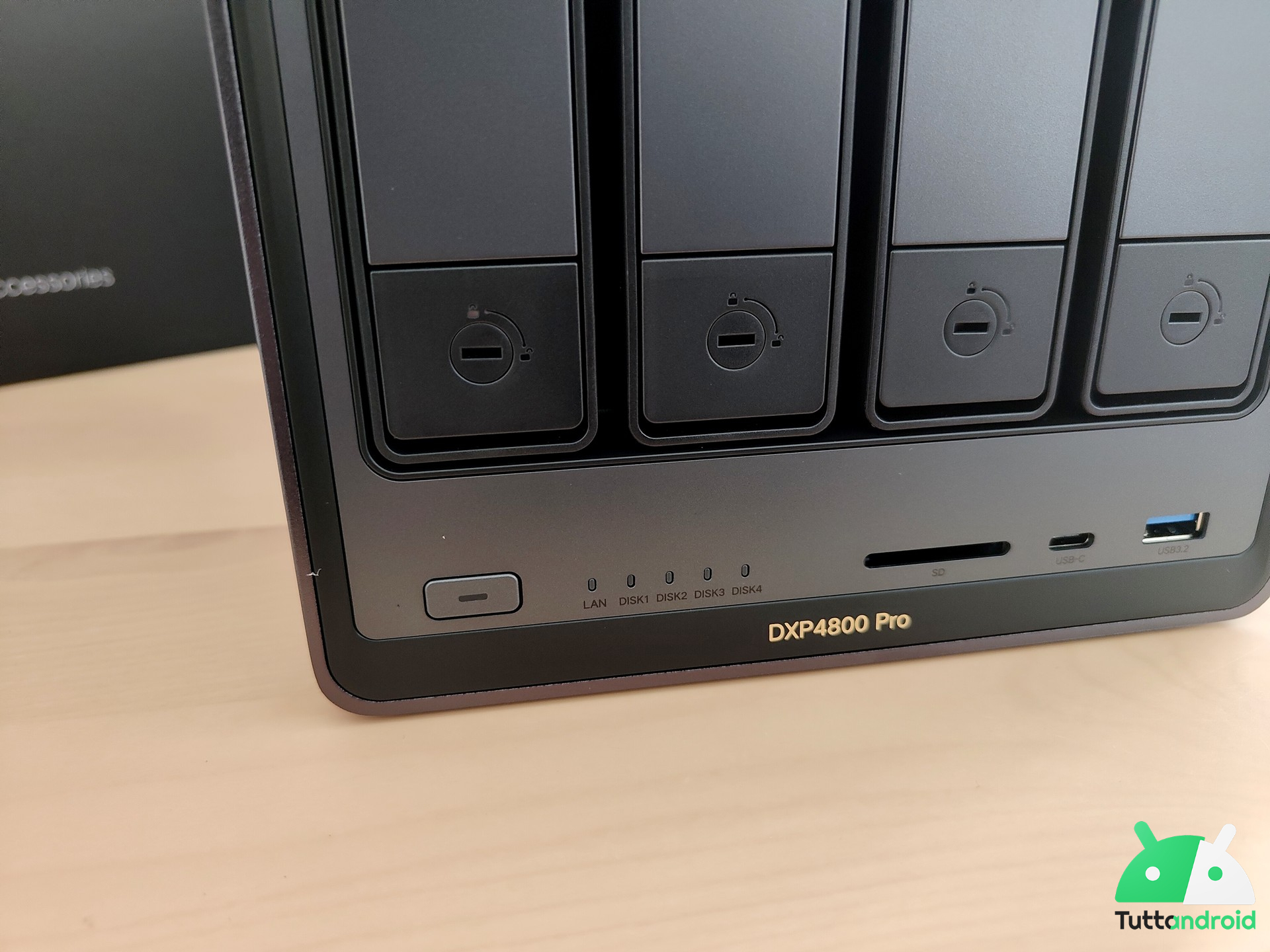Ugreen NASync DXP4800 Pro-tta-6