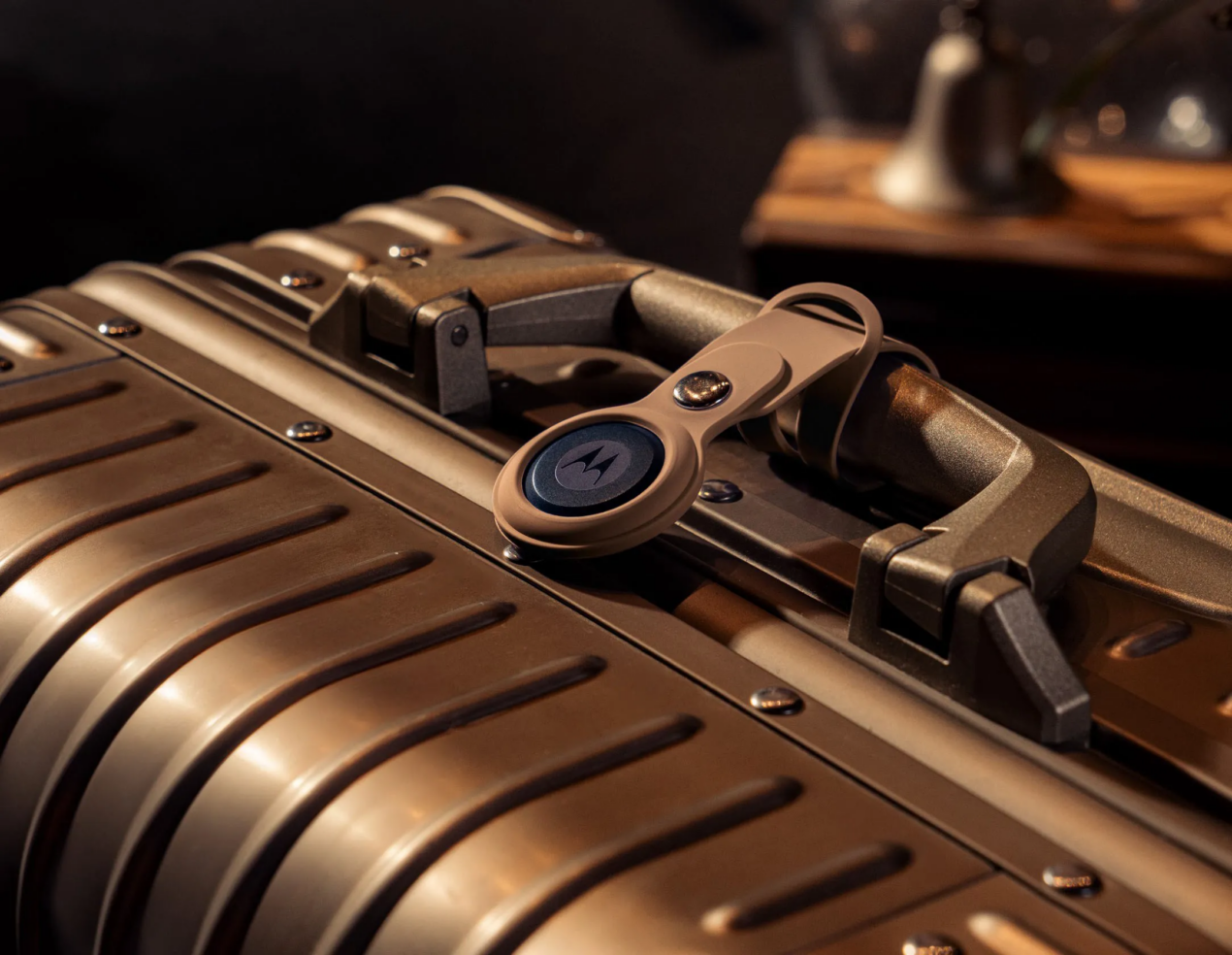 MOTOROLA Moto Tag: il tracker con tecnologia UWB e rete Google scende a 18€
