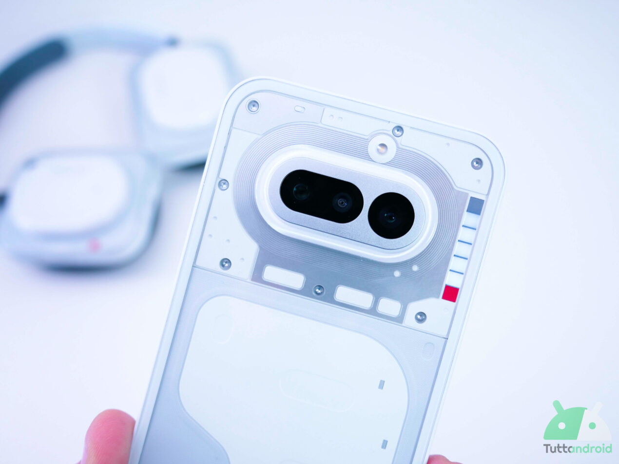 Nothing Phone (4a) al minimo storico: il flagship killer della fascia media crolla a 316€ su eBay