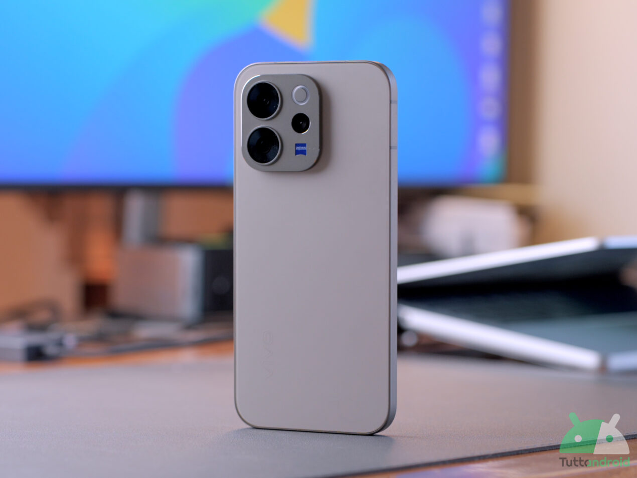 Vivo S60 e S60 Vitality Edition si mostrano nelle immagini ufficiali prima del lancio