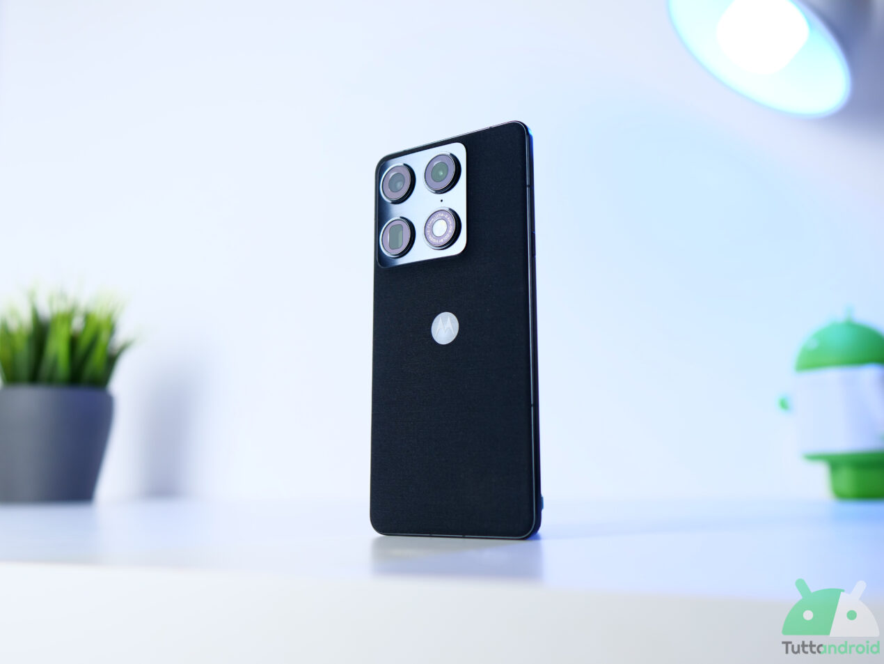 Recensione Motorola Signature: gusto premium ma è un diamante grezzo