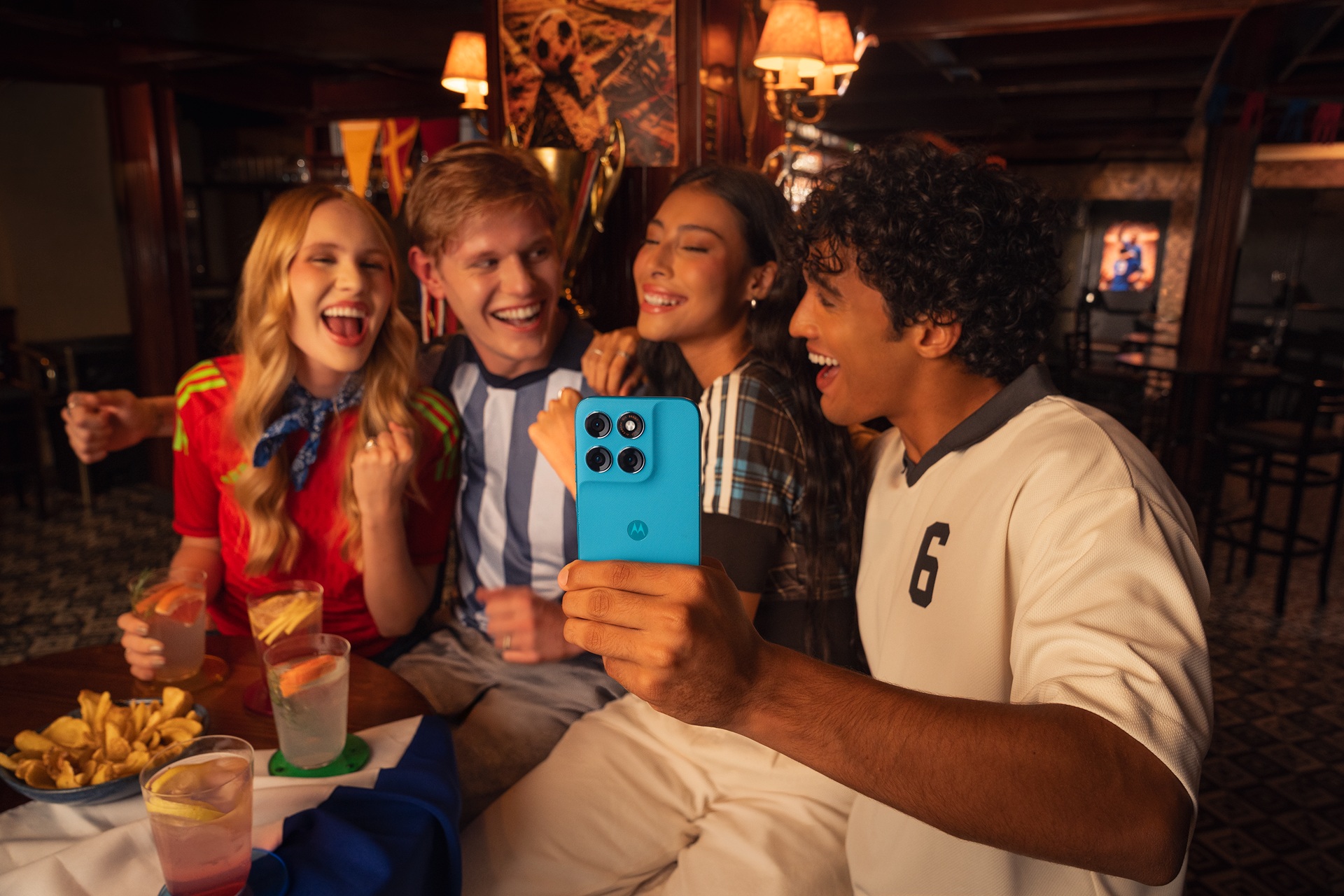 Motorola Moto G87 Lifestyle