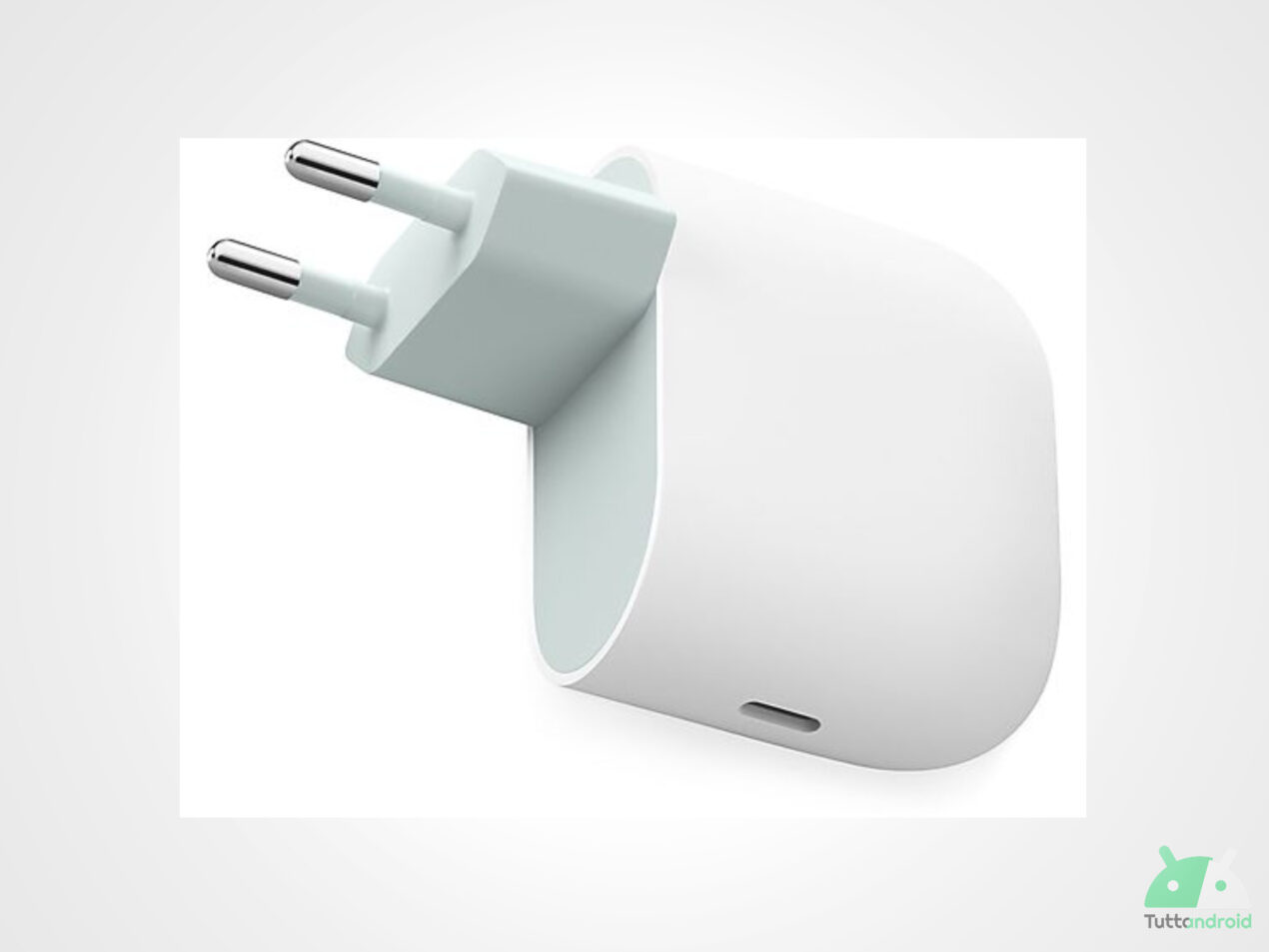 Google USB-C 45W Charger al minimo storico: la ricarica rapida ufficiale a metà prezzo