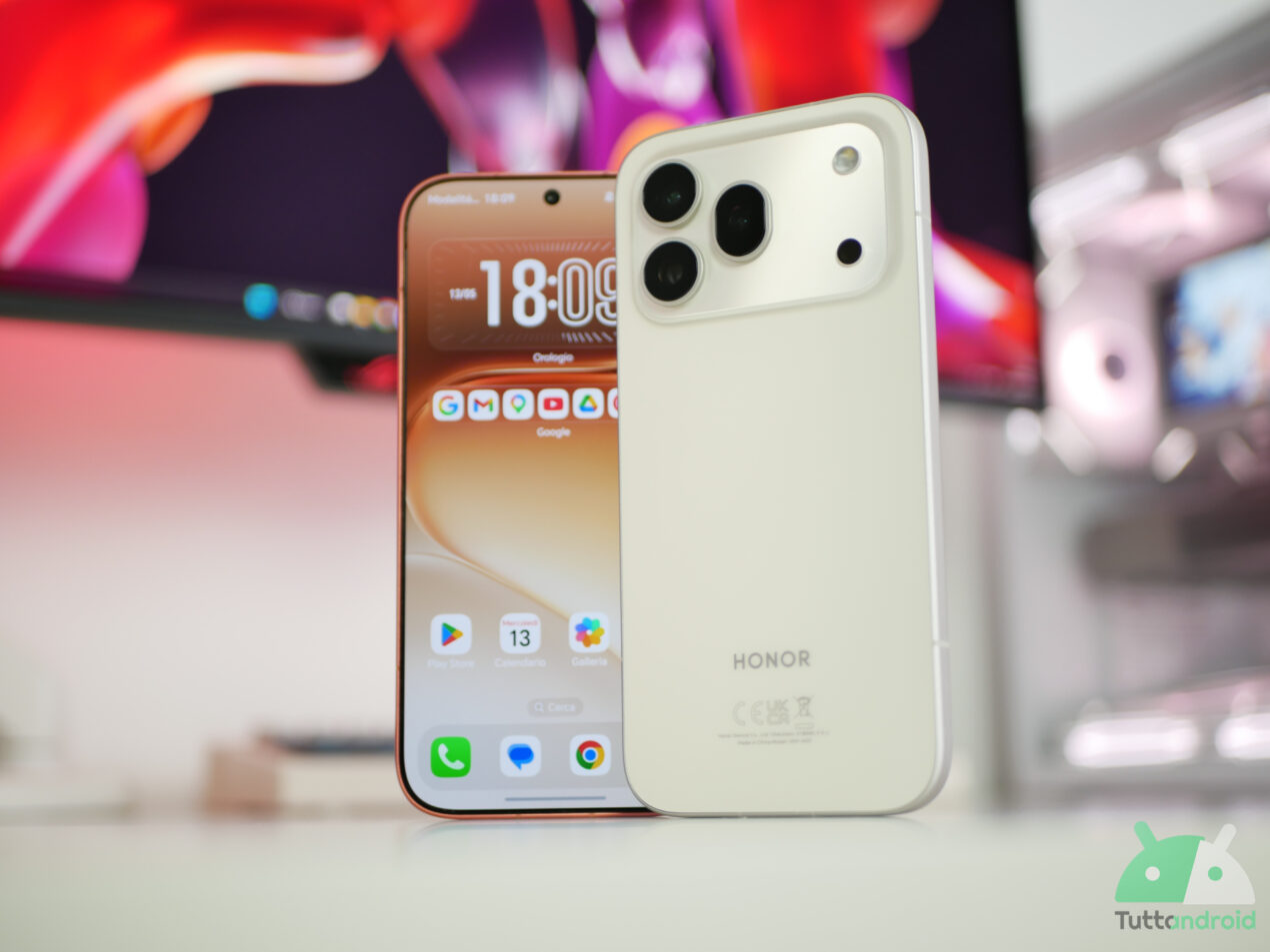 HONOR 600 e 600 Pro 5G crollano di prezzo su AliExpress: 200MP, Snapdragon 8 Elite e 6400mAh a prezzacci
