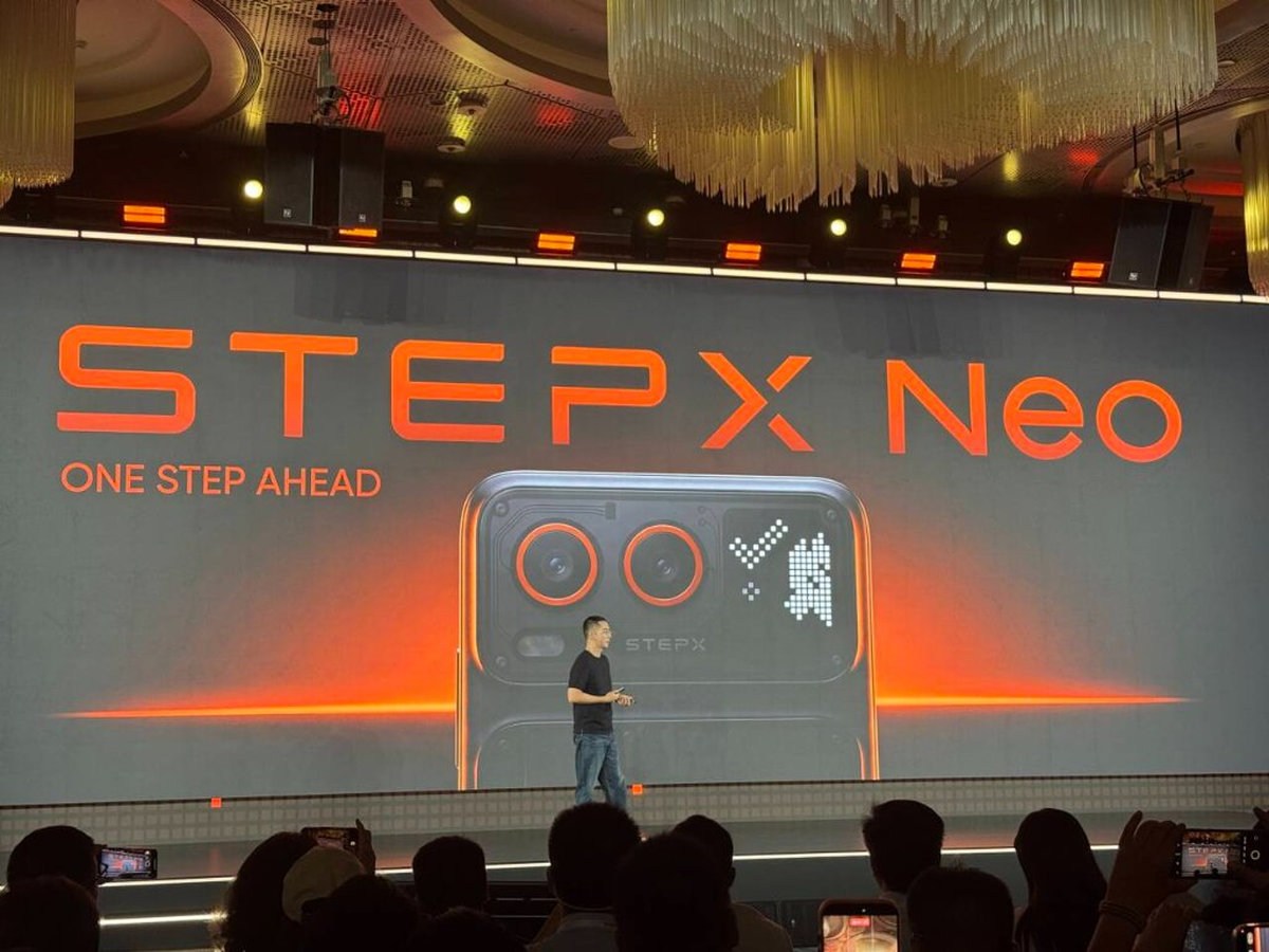 StepX Neo