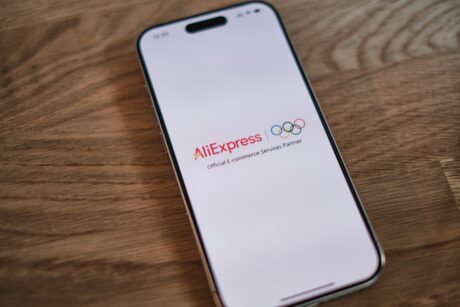 AliExpress multata dall’UE per 550 milioni di euro per non aver fermato prodotti pericolosi e contraffatti