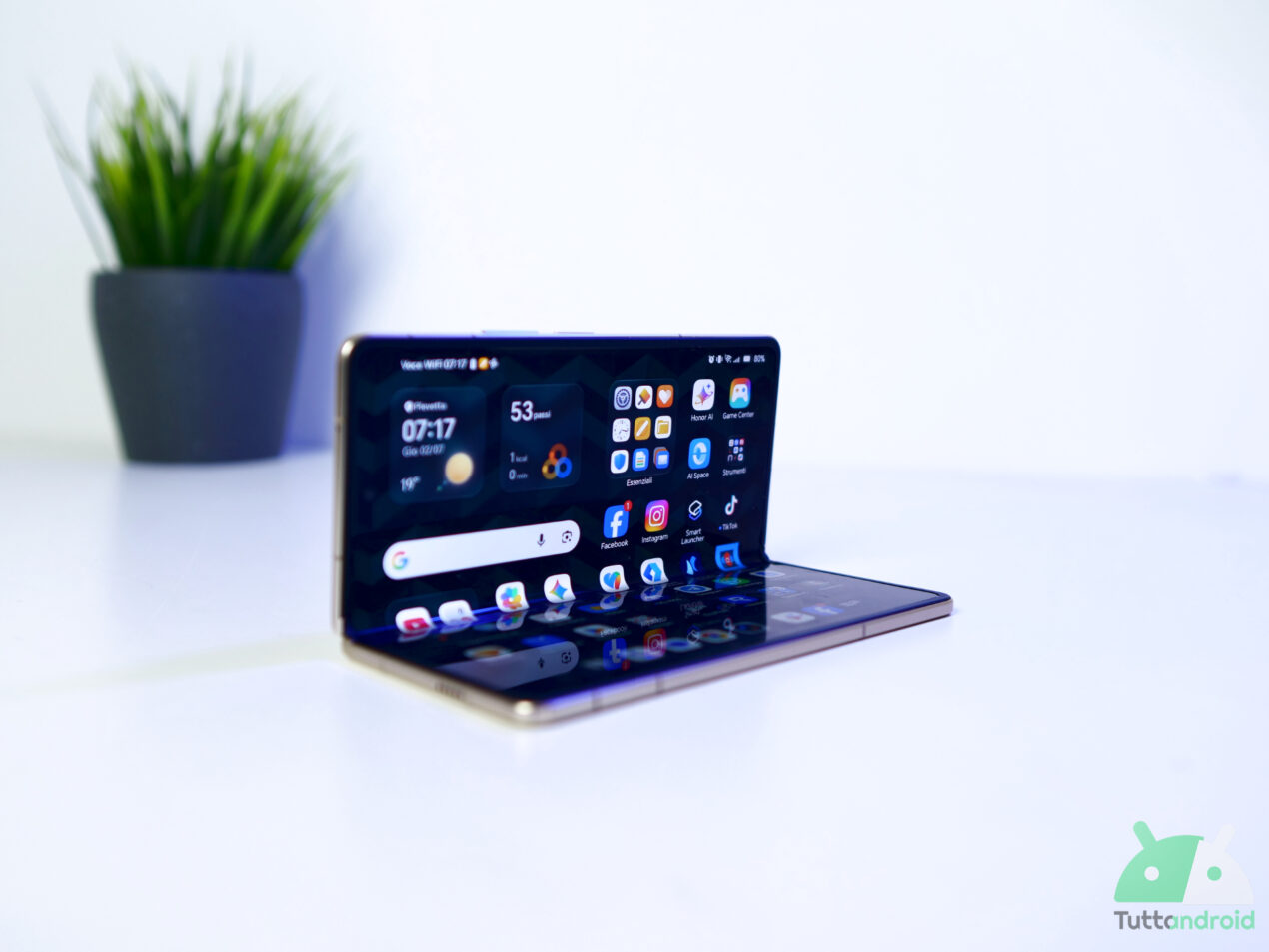 Recensione Honor Magic V6: un pieghevole maturo e tecnicamente impeccabile