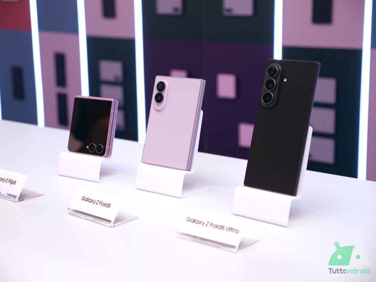 Offerte da urlo su Galaxy Z Fold8, Z Fold8 Ultra e Z Flip8 tra coupon, extra sconti e bonus