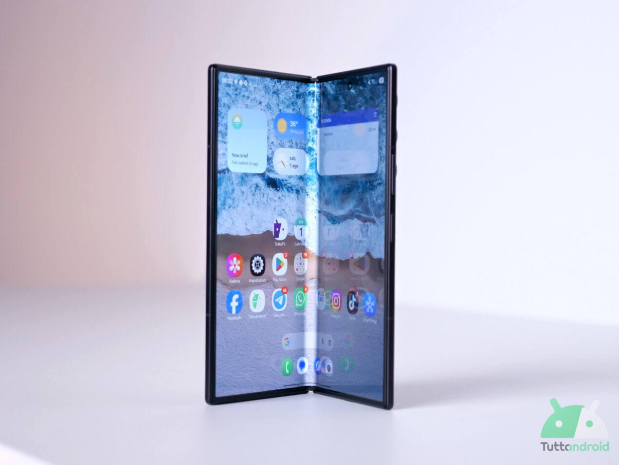 Samsung testa un widget personalizzabile per One UI 9.5 ispirato ad Android 17