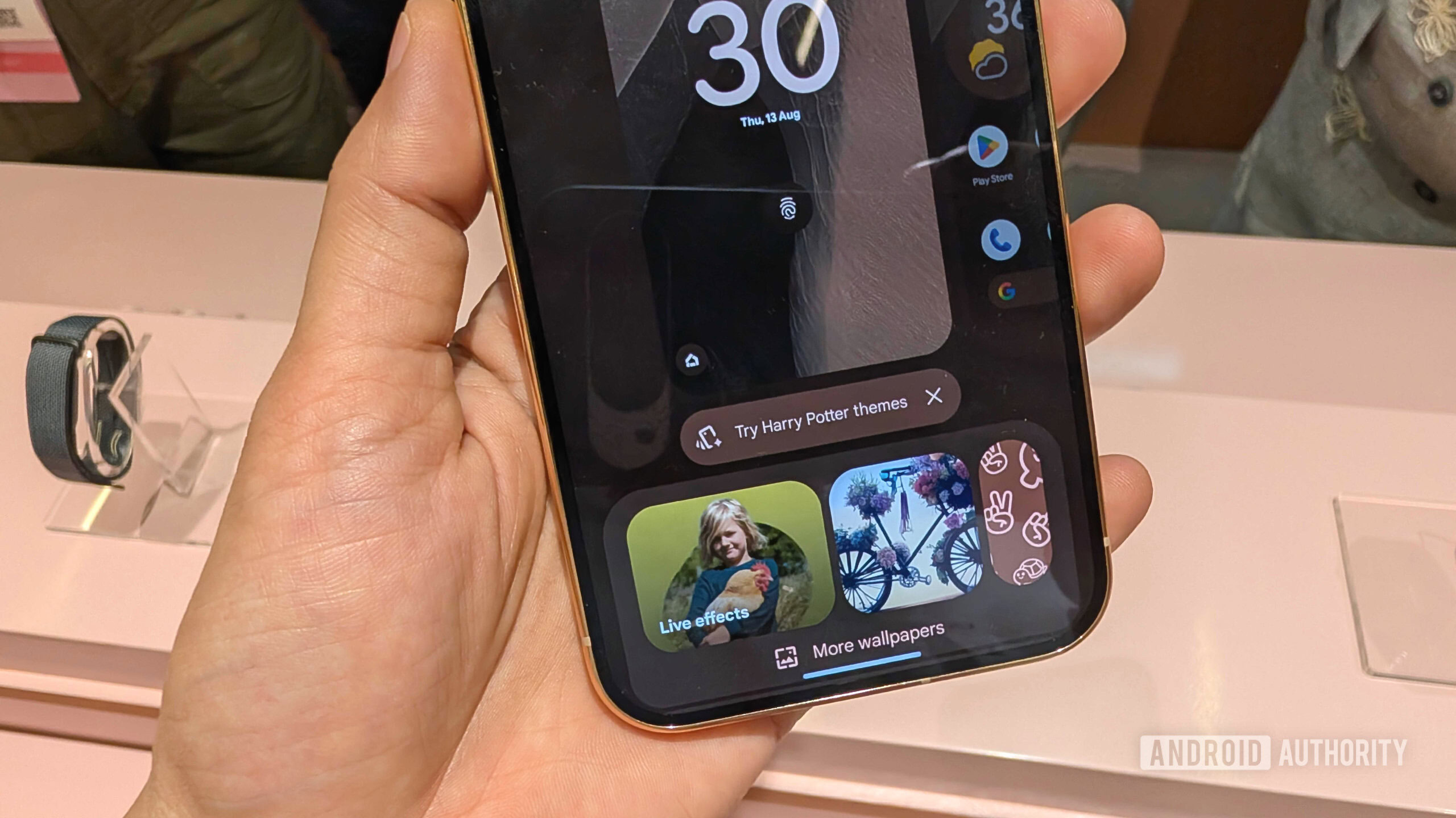 Google Pixel 11 Pro XL - Sfondo e Stile - tip temi Harry Potter AA