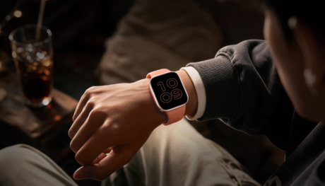 REDMI Watch 6 Active è ufficiale e integra un microfono per rispondere alle chiamate