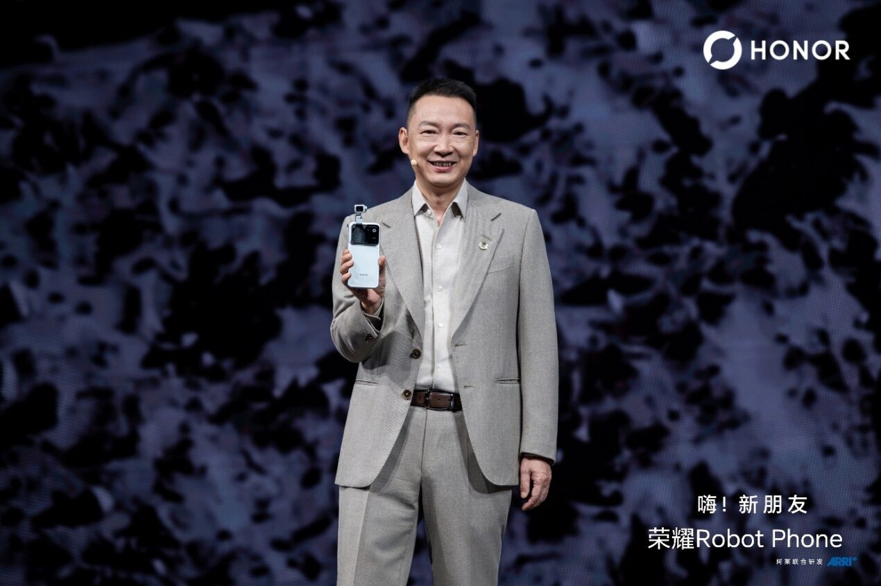 HONOR presenta Robot Phone, il primo smartphone robotico al mondo