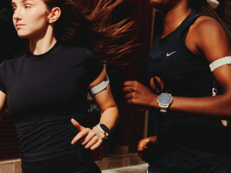 COROS alza il tiro con PACE 4 Pro, lo sportwatch con ECG e un enorme schermo AMOLED
