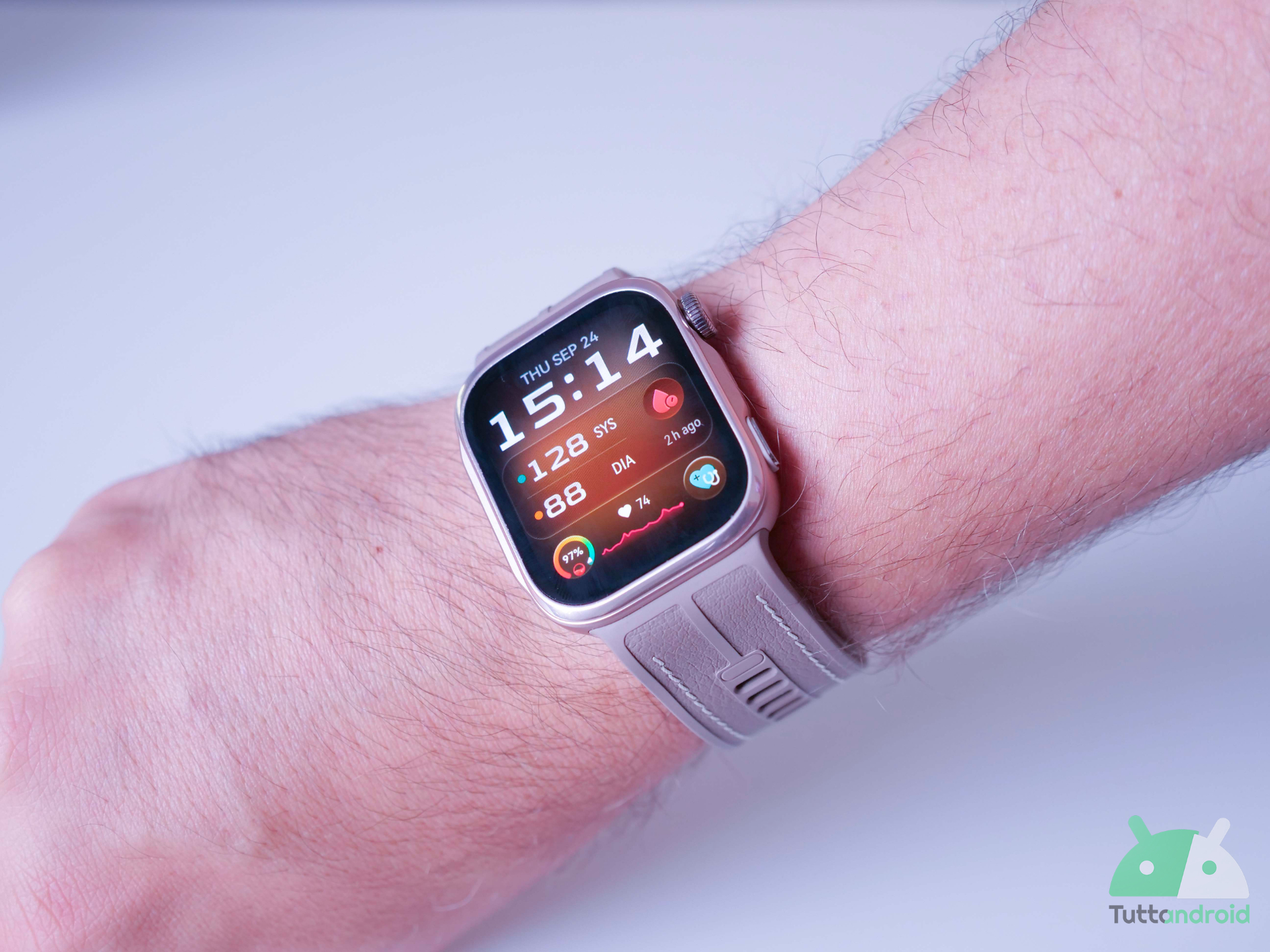 Recensione HUAWEI WATCH D3: lo smartwatch che si prende cura della tua pressione