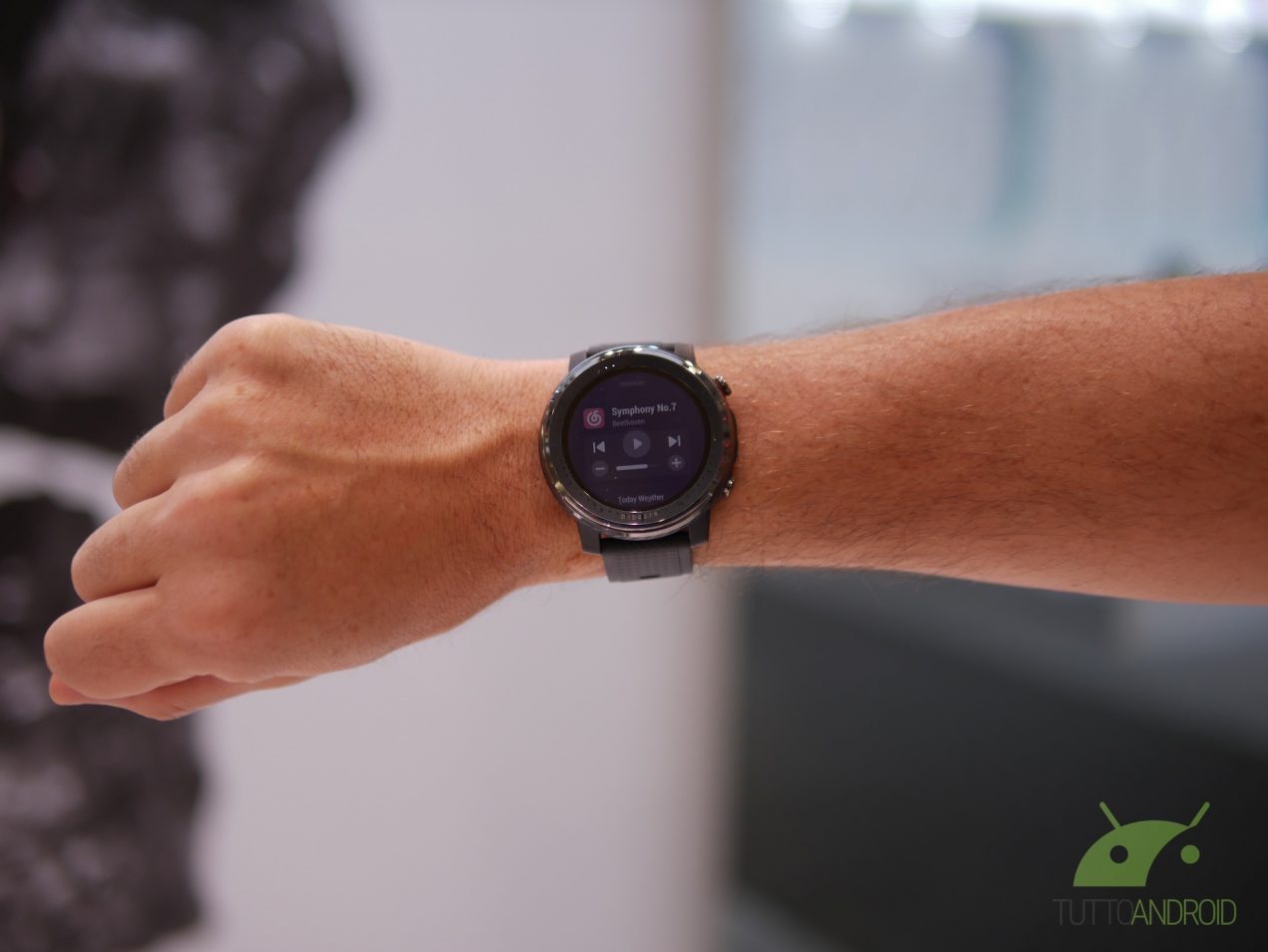 Amazfit Stratos 3, sportwatch economico di alto livello, disponibile all'acquisto in Italia