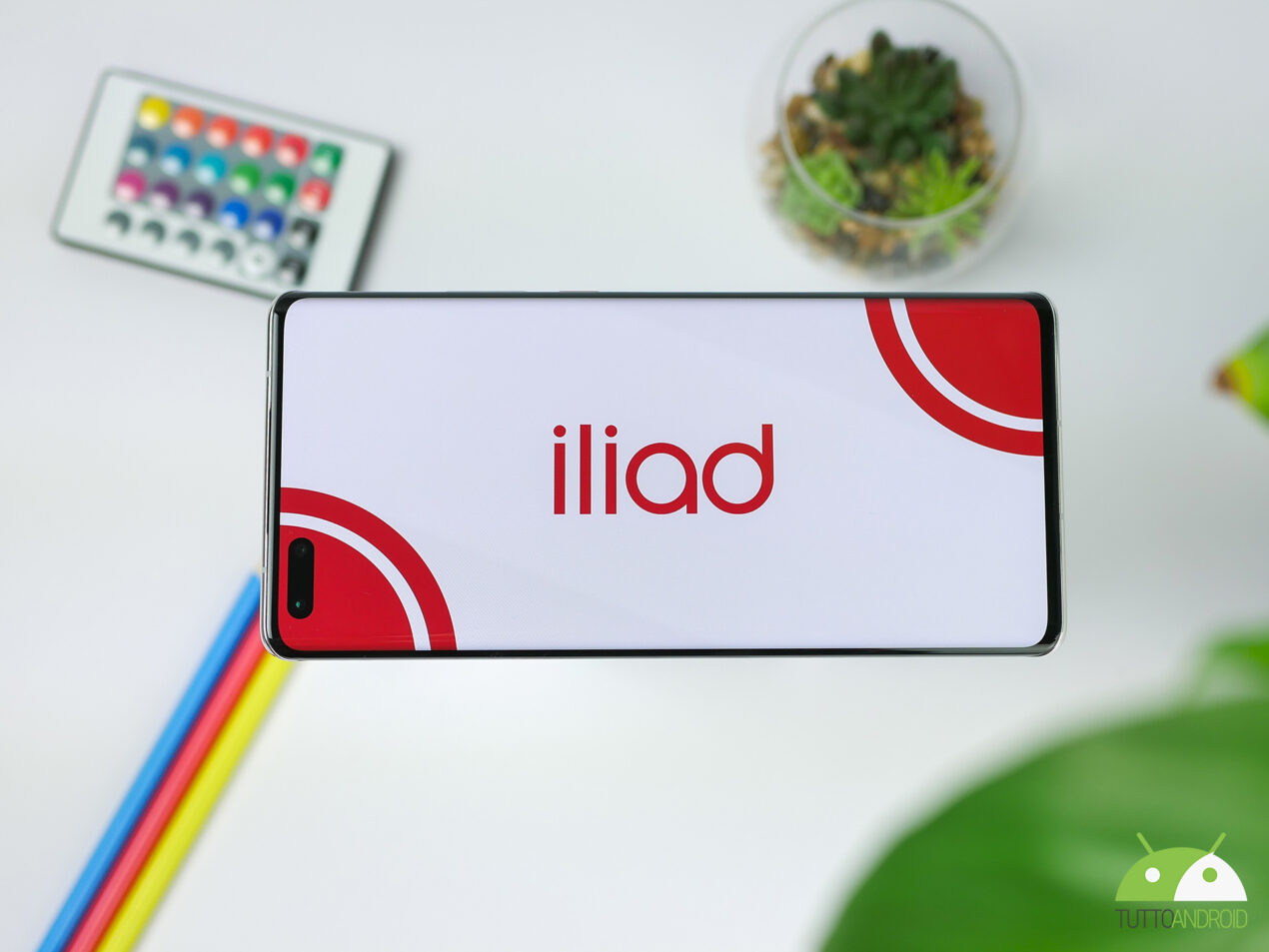 Iliad al lavoro per la tecnologia VoLTE in Italia, telefonia fissa sullo sfondo