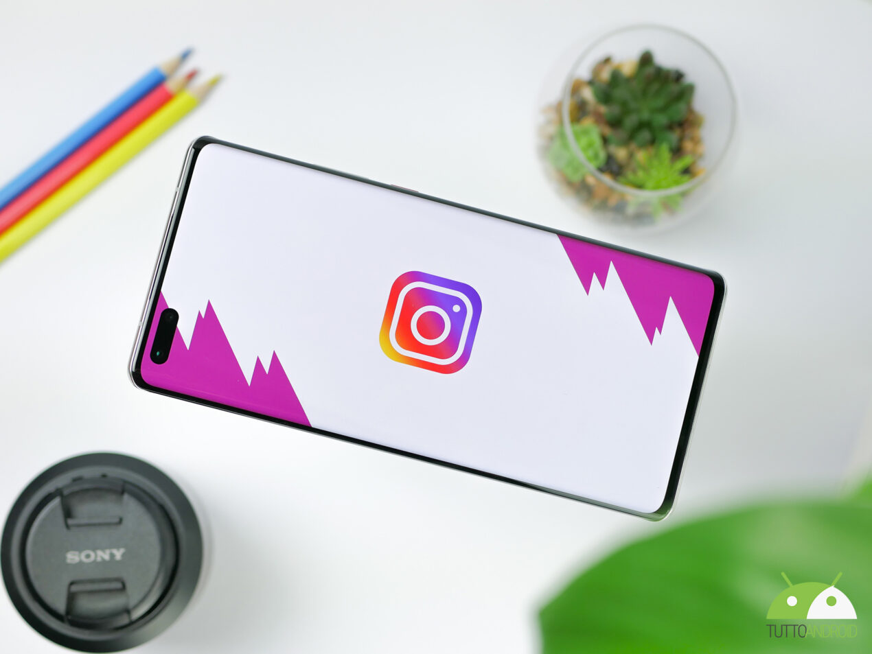 Instagram presto lancerà gli abbonamenti per i creatori di contenuti