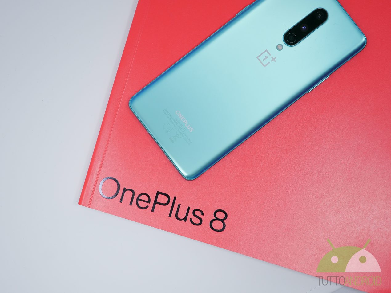 OnePlus 8 e OnePlus 8 Pro sono disponibili in Italia: ecco dove acquistarli