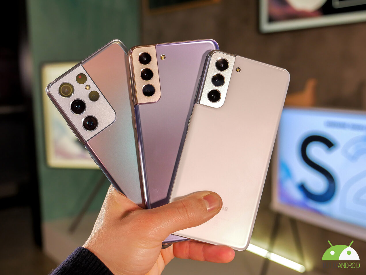 Aggiornamenti per i Samsung Galaxy S21, Xiaomi Mi 11 Ultra e tanti altri