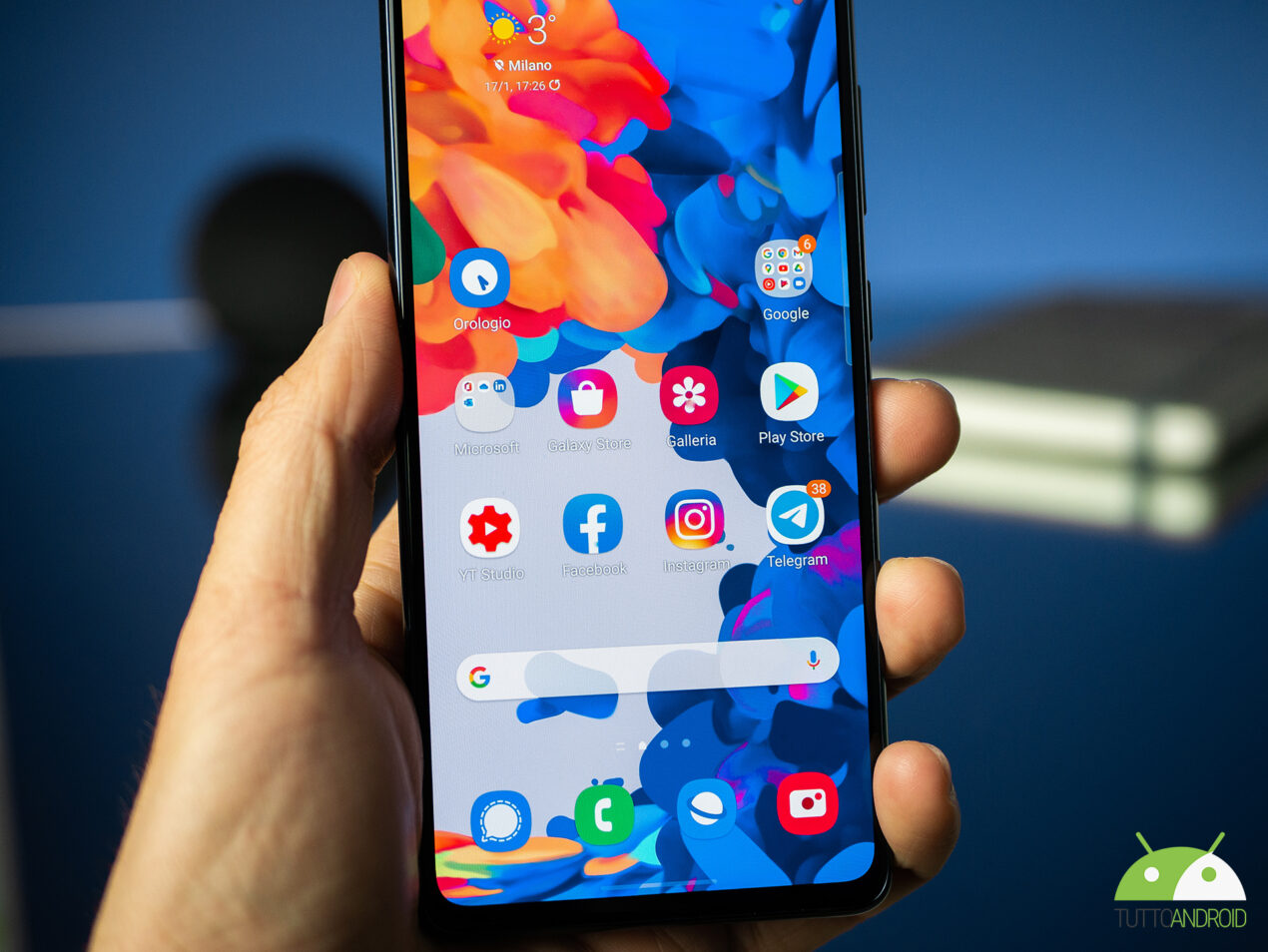 Uno smartphone rotto può diventare un mini PC con meno di 100 euro