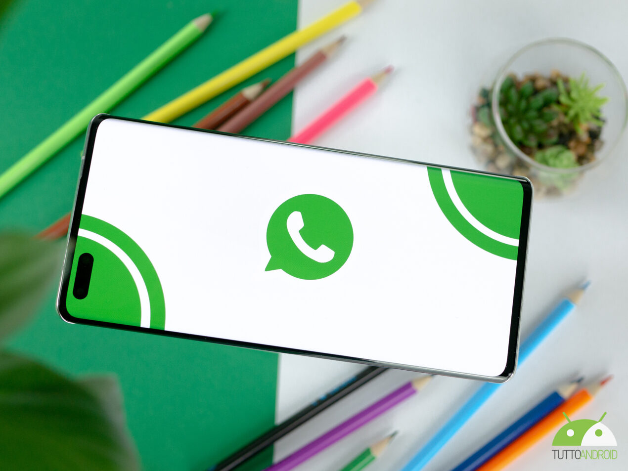 Se odiate le note vocali, WhatsApp ha una novità che fa al caso vostro