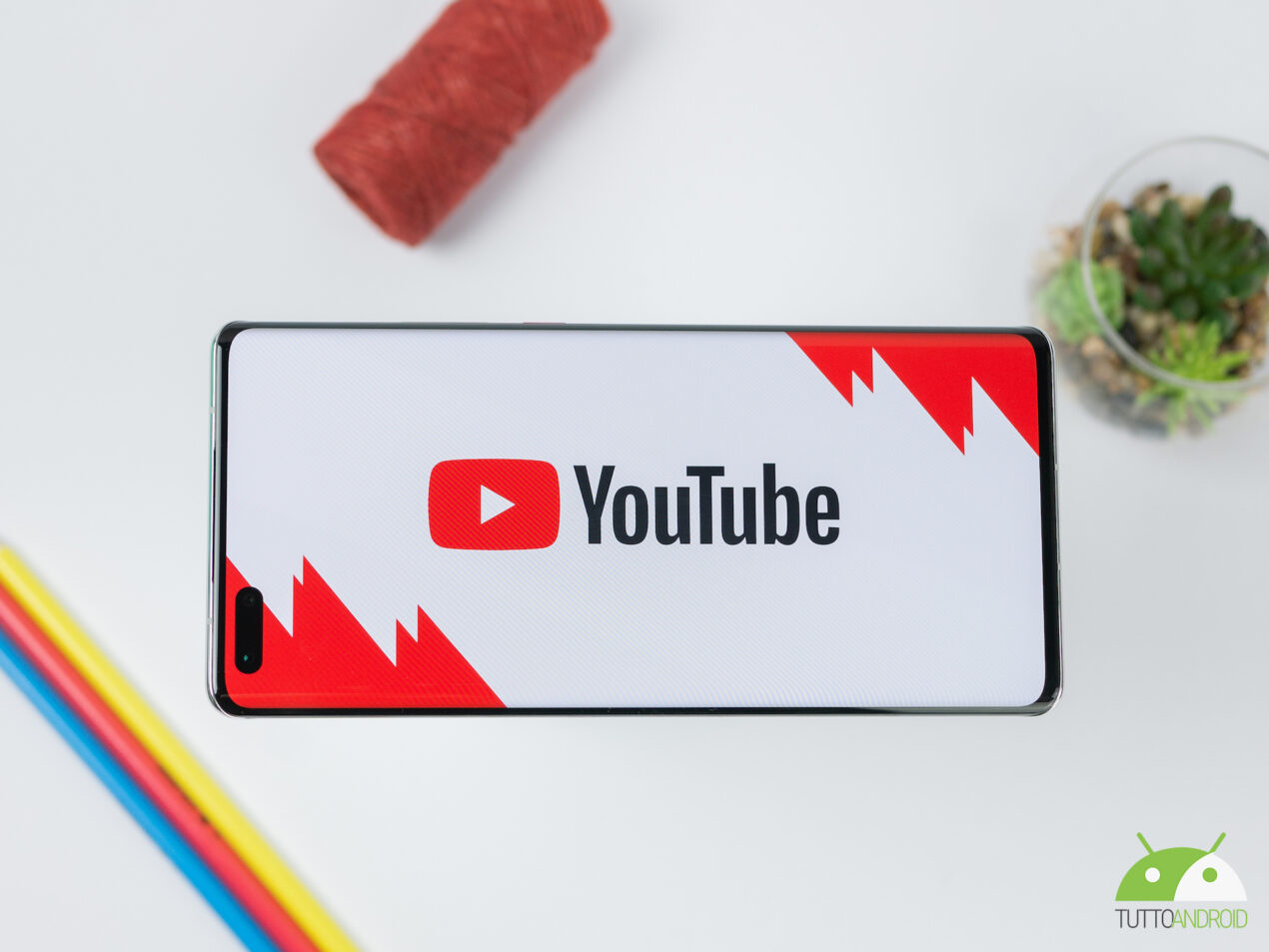 Fine dei giochi per YouTube Vanced: adesso Google vuole che la disinstalliate